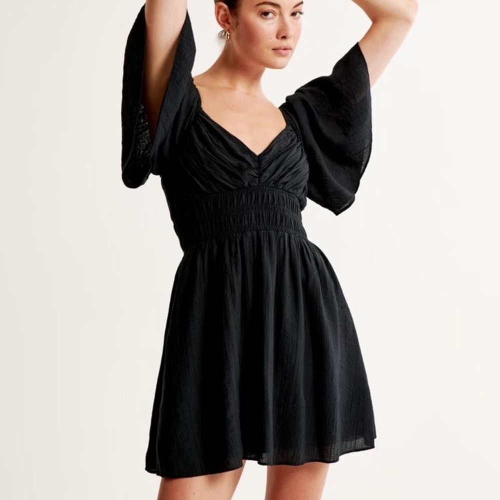 Abercrombie & Fitch Smocked Angel Sleeves Black Dress Size MP
